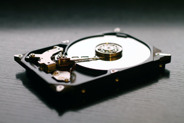 Recuperation de donnees sur disques durs : l’importance des professionnels